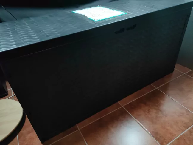 Imagen de un baul que suo para guardar piezas de mi colección