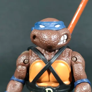 Imagen del rostro de la figura de Donatello Remastered