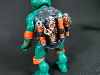 Imagen detallada de las armas de Michelangelo, de Las Tortugas Ninja Remastered