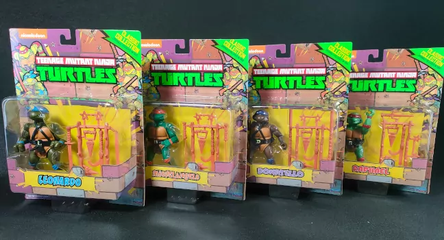Imagen de la colección en blíster de Las Tortugas Ninja Retro de 2016