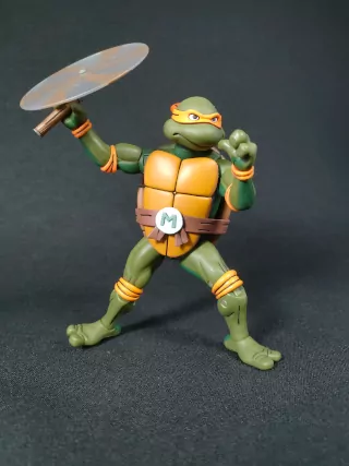 Imagen de la figura de Michelangelo de las primeras Tortugas Ninja Cartoon de NECA