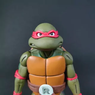 Imagen del rostro de Raphael, de las primeras Tortugas Ninja Cartoon de NECA