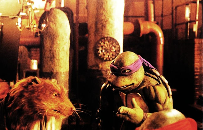 Imagen de un frame de la película Las Tortugas Ninja de 1990