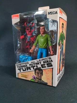 Imagen de la parte frontal del packaging de la figura de Jack Kirby Mirage