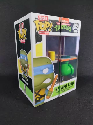 Imagen del playset Funko Bitty Pop! Sewer Lair en forma de caja Funko