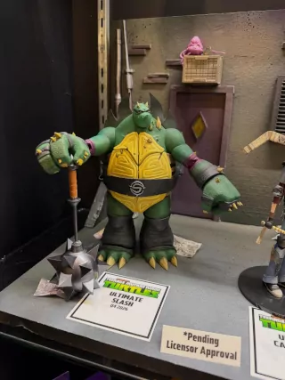 Imagen de la figura de Slash de NECA en la New York Toy Fair 2026