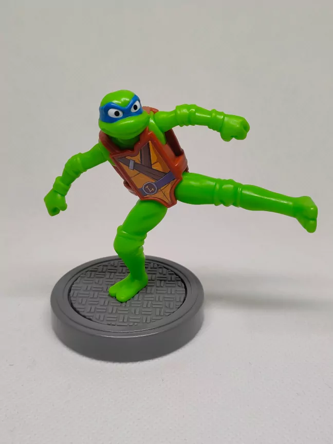 Imagen de la figura de Leonardo de Las Tortugas Ninja de Burger King
