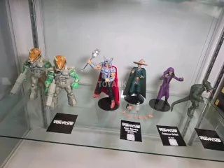 Imagen de la línea Mirage en el stand de NECA en la SDCC 2026