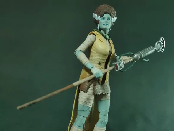Figura de acción April O'Neil Universal Monsters de NECA