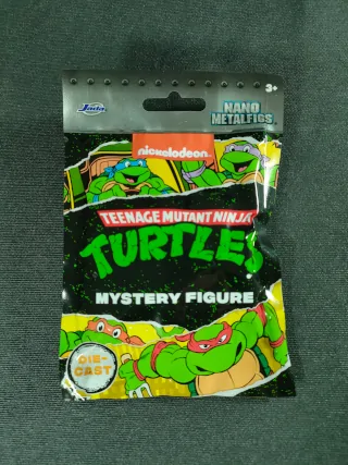 Imagen de la parte delantera de un sobre de Jada Nano Minifig de Las Tortugas Ninja