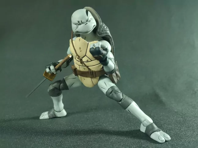 Imagen de Uno The Last Ronin en pose ninja empuñando su katana
