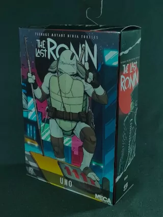 Imagen de la parte delantera del packaging de la figura de Uno